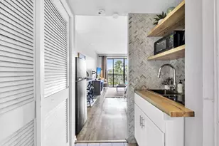 214 SW Miracle Strip Parkway SW, Fort Walton Beach, FL 32548 - Photo 3