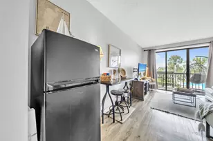 214 SW Miracle Strip Parkway SW, Fort Walton Beach, FL 32548 - Photo 7