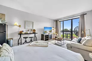 214 SW Miracle Strip Parkway SW, Fort Walton Beach, FL 32548 - Photo 13