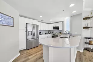 1050 Harbor Boulevard, Destin, FL 32541 - Photo 9