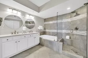 1050 Harbor Boulevard, Destin, FL 32541 - Photo 23