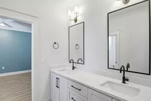 5610 Trout Ln, Pensacola, FL 32507 - Photo 45