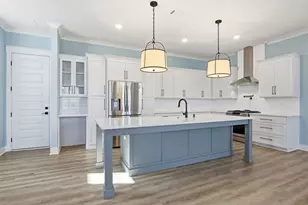 5610 Trout Ln, Pensacola, FL 32507 - Photo 1