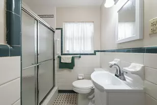 422 Fairpoint Dr, Gulf Breeze, FL 32561 - Photo 29