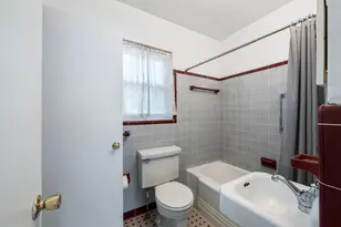 422 Fairpoint Dr, Gulf Breeze, FL 32561 - Photo 33