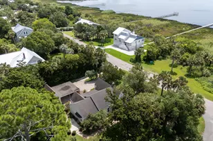 145 Bay Ave, Apalachicola, FL 32320 - Photo 5