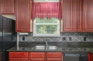 48 Cannon Dr, Laurel Hill, FL 32567 - Photo 7