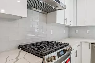 410 Anchors St, Niceville, FL 32578 - Photo 9