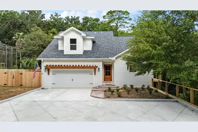 410 Anchors Street, Niceville, FL 32578 - Photo 1