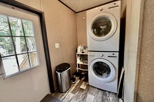 2852 Feral Ln, Caryville, FL 32427 - Photo 13