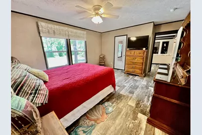 2852 Feral Lane, Caryville, FL 32427 - Photo 15