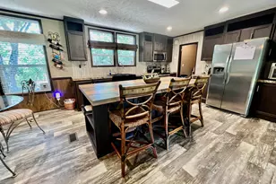 2852 Feral Ln, Caryville, FL 32427 - Photo 5