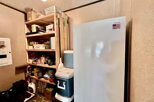 2852 Feral Ln, Caryville, FL 32427 - Photo 11