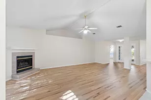 4591 Scarlet Dr, Crestview, FL 32539 - Photo 9