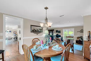 2435 Duncan Dr, Niceville, FL 32578 - Photo 17