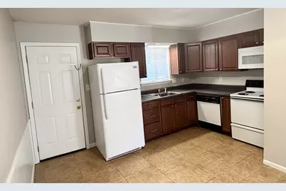 322 Pelham Road #B, Fort Walton Beach, FL 32547 - Photo 5