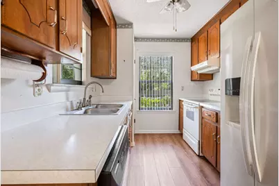 1045 Juniper Avenue, Niceville, FL 32578 - Photo 13