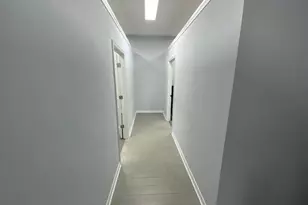 137 N John Sims Parkway N, Valparaiso, FL 32580 - Photo 9