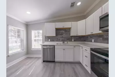 630 W Griffith Avenue W, Crestview, FL 32536 - Photo 13