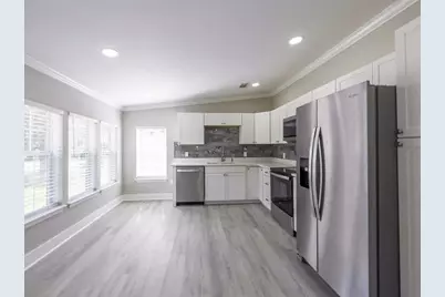 630 W Griffith Avenue W, Crestview, FL 32536 - Photo 11