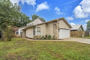 105 Post Oak Pl, Shalimar, FL 32579 - Photo 1