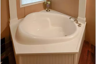 817 N Planters Drive N, Laurel Hill, FL 32567 - Photo 31