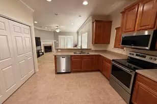 203 Beal Pkwy, Fort Walton Beach, FL 32548 - Photo 11