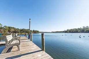 47 Hidden Cove Dr, Valparaiso, FL 32580 - Photo 3