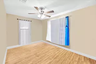 105 NW Lincoln Dr NW, Fort Walton Beach, FL 32547 - Photo 11