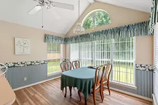 902 Aloma Faye Ln, Fort Walton Beach, FL 32547 - Photo 11