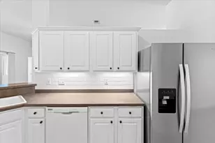 2025 Resort St, Navarre, FL 32566 - Photo 13