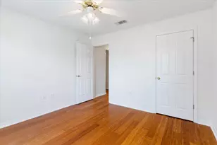 2025 Resort St, Navarre, FL 32566 - Photo 25