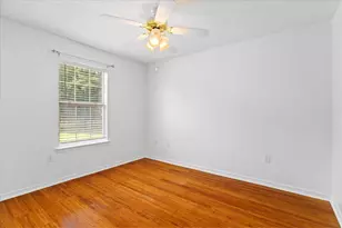 2025 Resort St, Navarre, FL 32566 - Photo 33