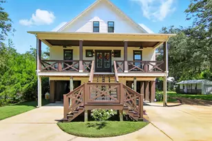 400 Pitts Bayshore Dr, Freeport, FL 32439 - Photo 3