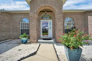 7022 Marissa Point Ln, Milton, FL 32570 - Photo 3