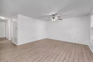 1989 Justice Cir, Gulf Breeze, FL 32563 - Photo 7
