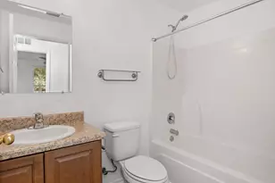 1989 Justice Cir, Gulf Breeze, FL 32563 - Photo 19