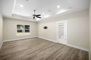 61 Spruce St, Freeport, FL 32439 - Photo 7