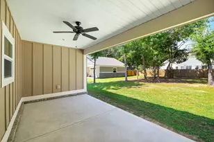 61 Spruce St, Freeport, FL 32439 - Photo 23