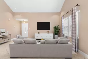 1836 Iris Ln, Navarre, FL 32566 - Photo 5