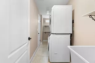 1836 Iris Ln, Navarre, FL 32566 - Photo 29