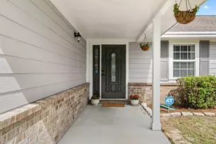 1836 Iris Ln, Navarre, FL 32566 - Photo 3