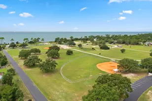 1836 Iris Ln, Navarre, FL 32566 - Photo 39