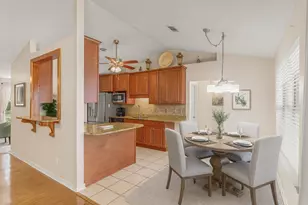 6910 Calle De Caballero, Navarre, FL 32566 - Photo 11