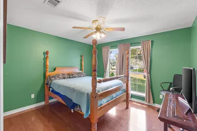 6910 Calle De Caballero, Navarre, FL 32566 - Photo 21