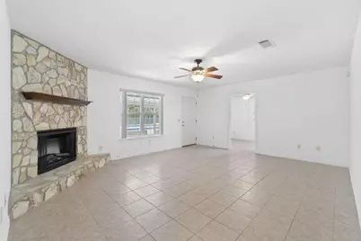 117 Monarch Lane, Pensacola, FL 32503 - Photo 7