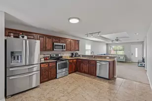 8505 Carlos St, Navarre, FL 32566 - Photo 9