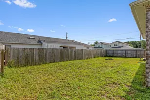 8505 Carlos St, Navarre, FL 32566 - Photo 25