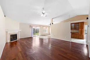 719 Majestic Prince Ct, Crestview, FL 32539 - Photo 13