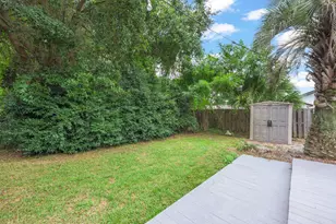 2833 Via Roma Ct, Gulf Breeze, FL 32563 - Photo 25